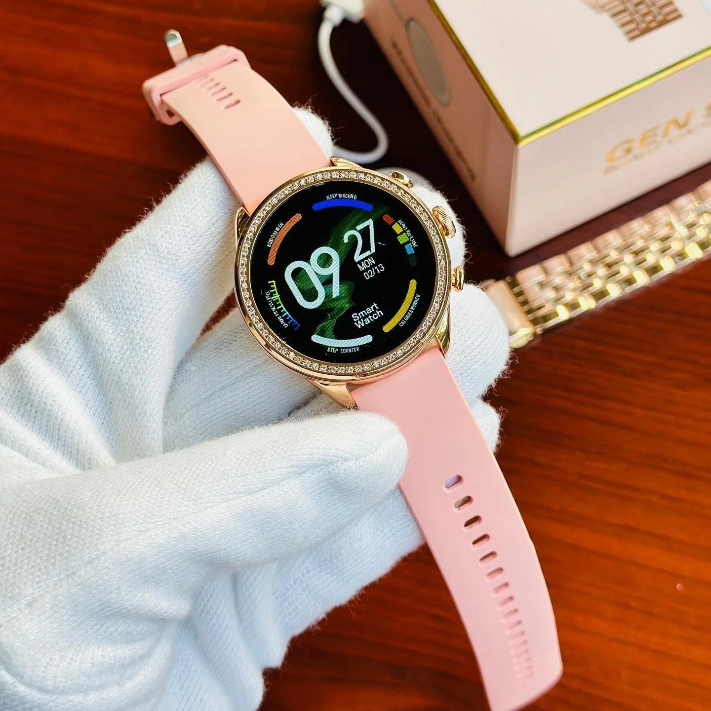 Gen 9 Edition Smartwatch With Diamond Belt And Silicon Strap